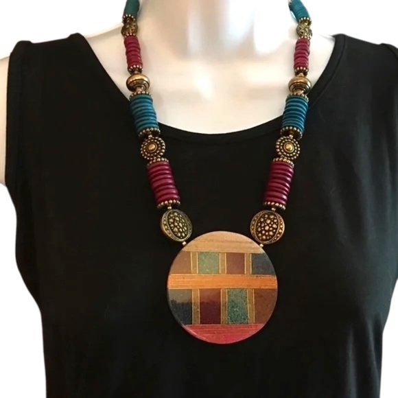 Vintage Gorgeous Sand & Bead Necklace Circle Disc Pendant, Statement, Lee Sands - Picture 10 of 16